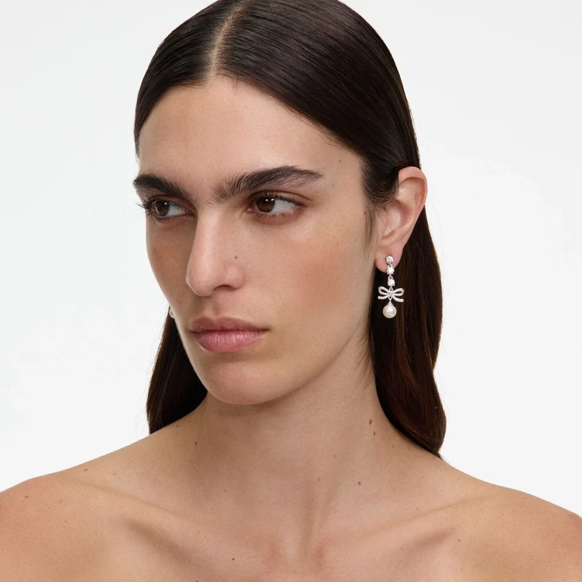 Bow Crystal Charm Earring Bow Crystal Charm Earring