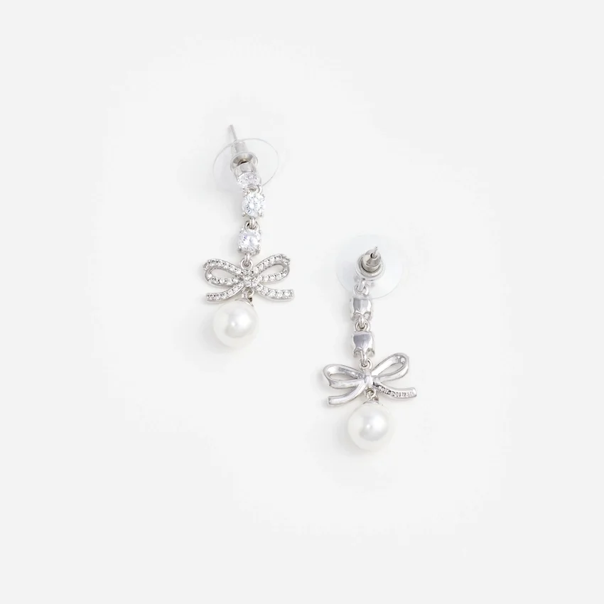 Bow Crystal Charm Earring Bow Crystal Charm Earring