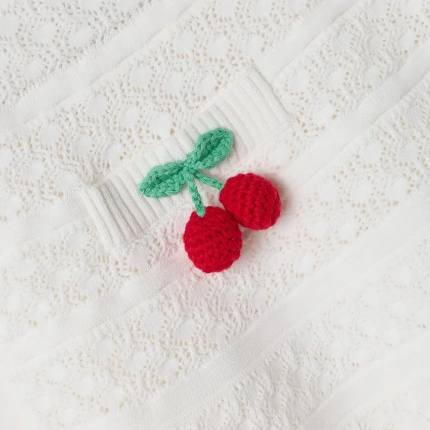 Cream Cherry Motif Knit Skirt Cream Cherry Motif Knit Skirt