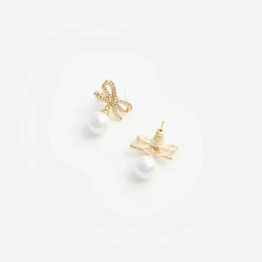 Gold Bow Pearl Earrings Gold Bow Pearl Earrings