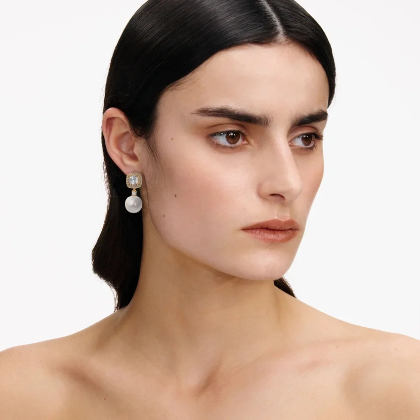 Gold Crystal Pearl Earrings Gold Crystal Pearl Earrings