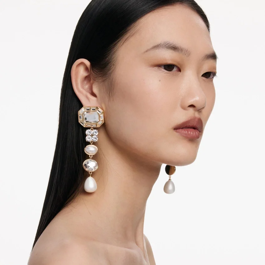 Gold Crystal Pearl Tiered Earrings Gold Crystal Pearl Tiered Earrings