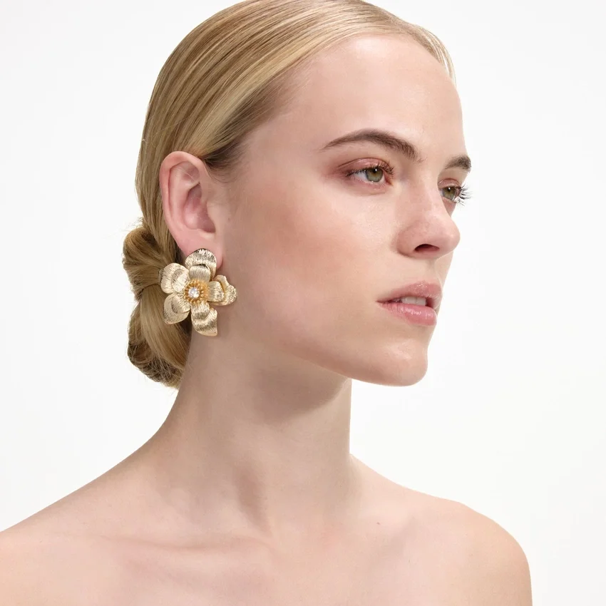 Gold Flower Earrings Gold Flower Earrings