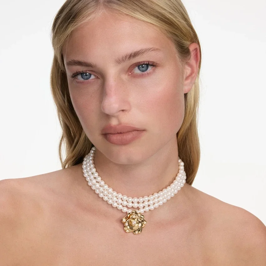Gold Flower Pearl Choker Gold Flower Pearl Choker