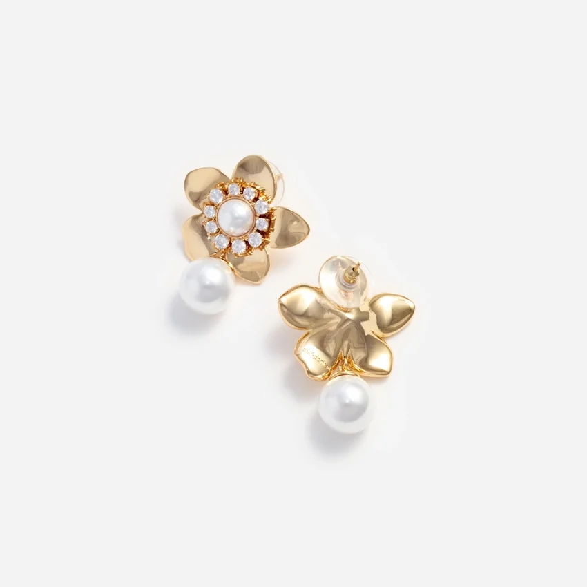 Gold Flower Pearl Earrings Gold Flower Pearl Earrings