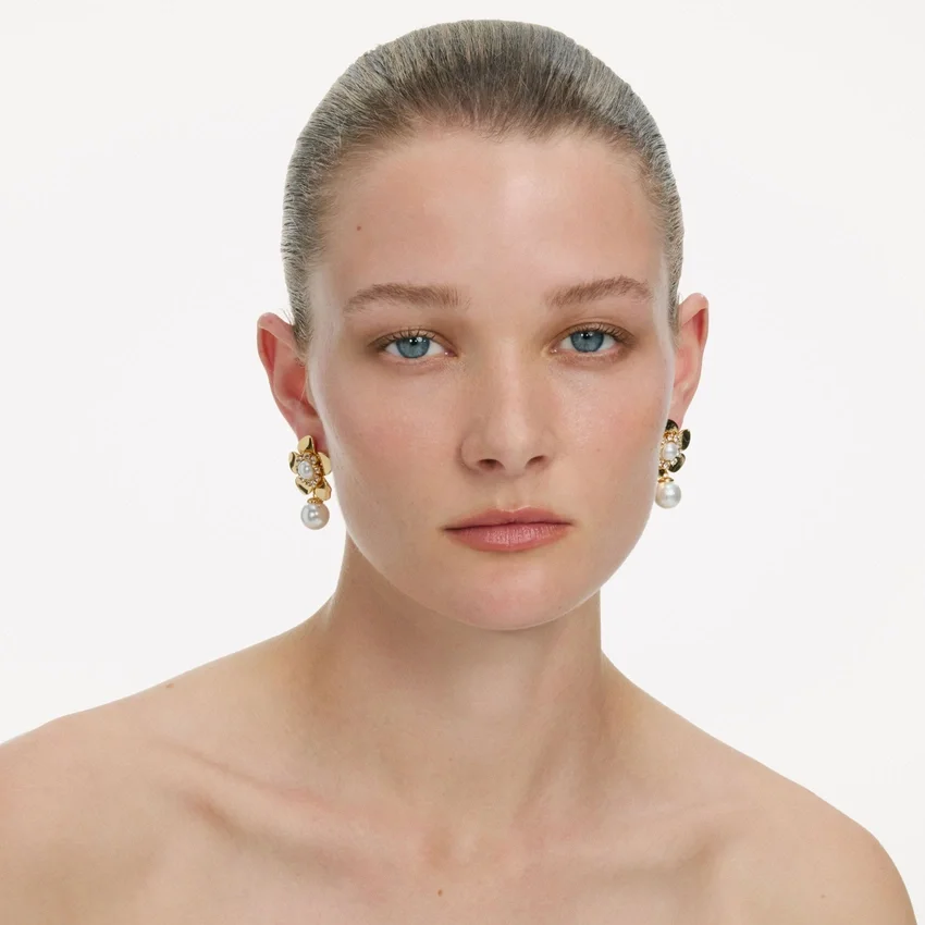 Gold Flower Pearl Earrings Gold Flower Pearl Earrings