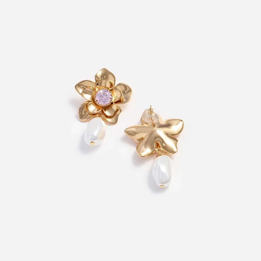 Gold Flower Pink Crystal Earrings Gold Flower Pink Crystal Earrings