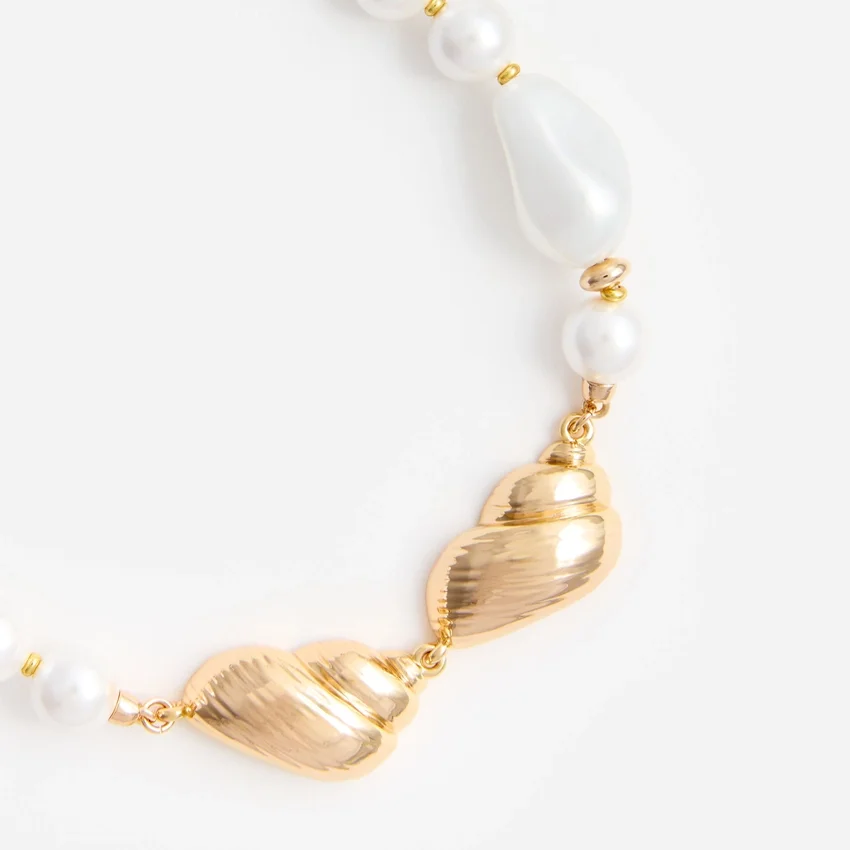 Gold Shell And Pearl Bracelet Gold Shell And Pearl Bracelet