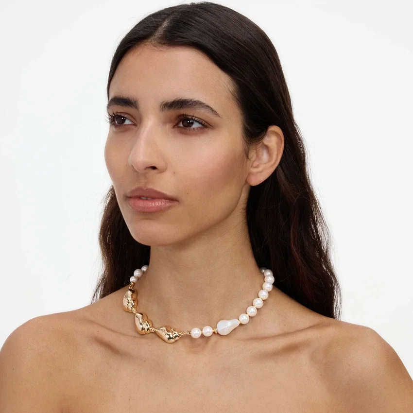 Gold Shell And Pearl Necklace Gold Shell And Pearl Necklace