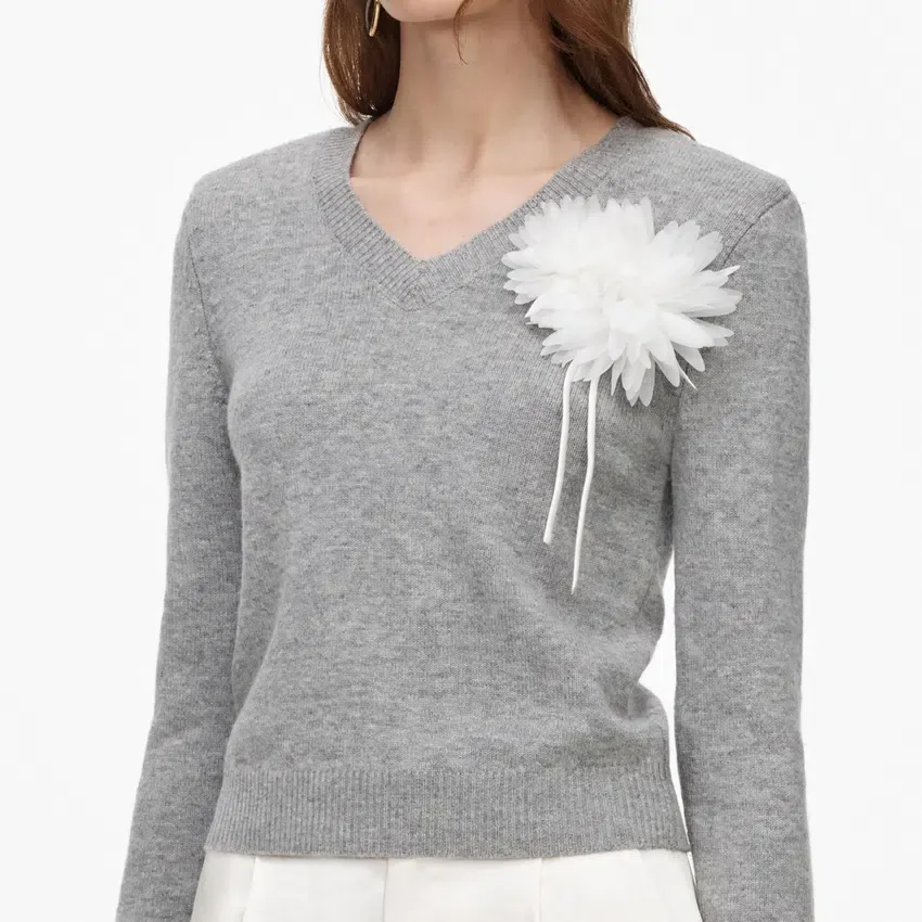 Grey Flower Wool Jumper Grey Flower Wool Jumper