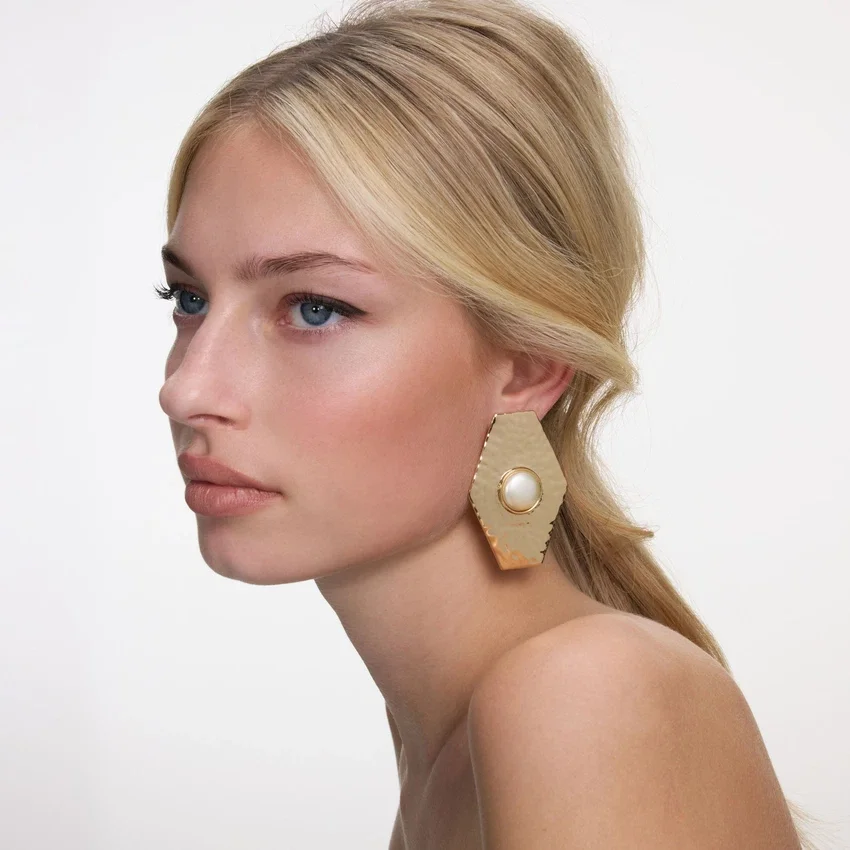 Large Hammered Gold Pearl Earrings Large Hammered Gold Pearl Earrings