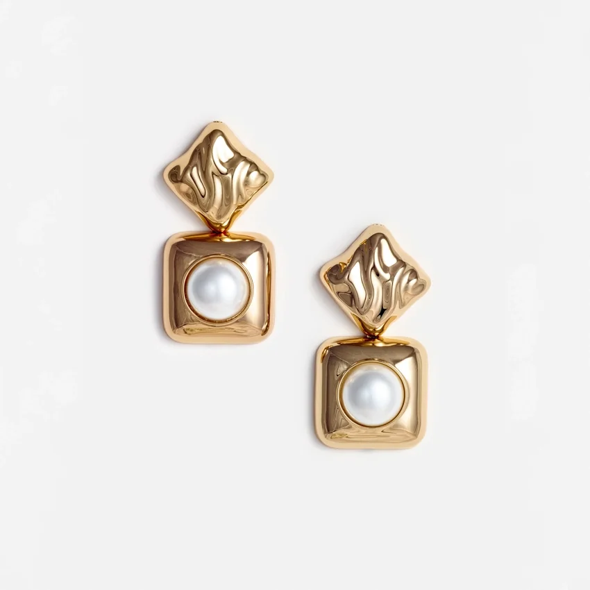 Mottled Gold Pearl Tiered Earrings Mottled Gold Pearl Tiered Earrings