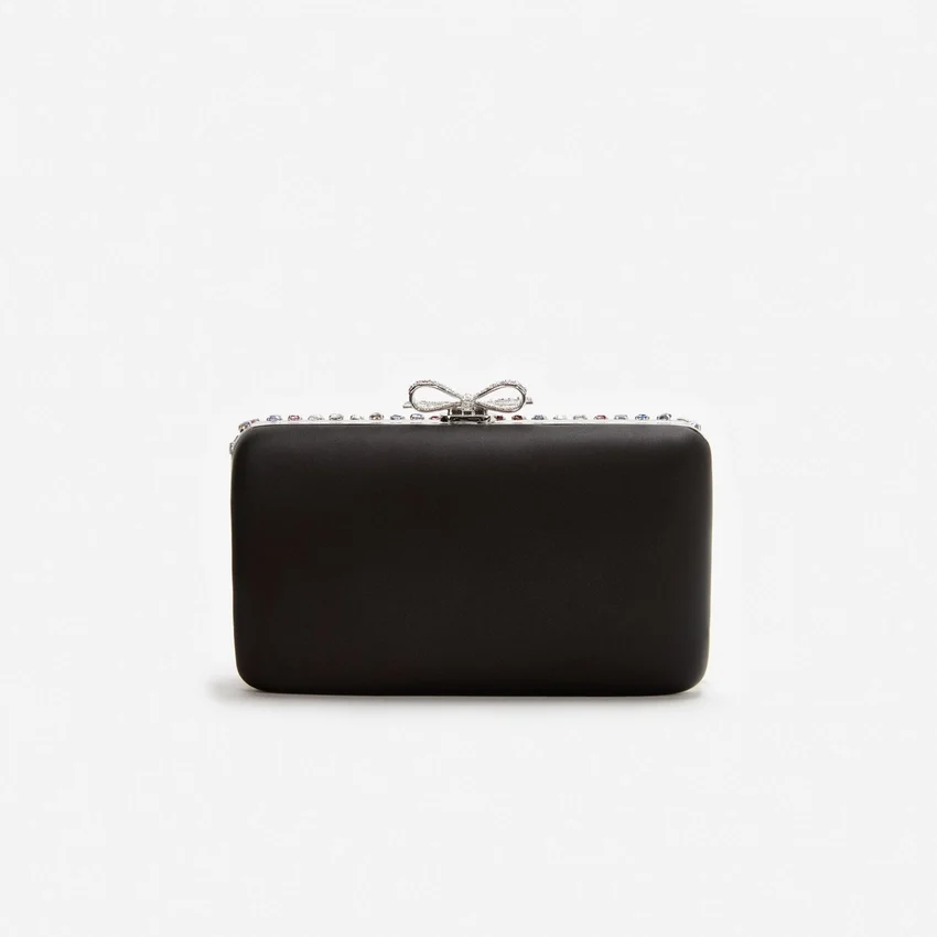 Multi Crystal Chainmail Clutch Multi Crystal Chainmail Clutch