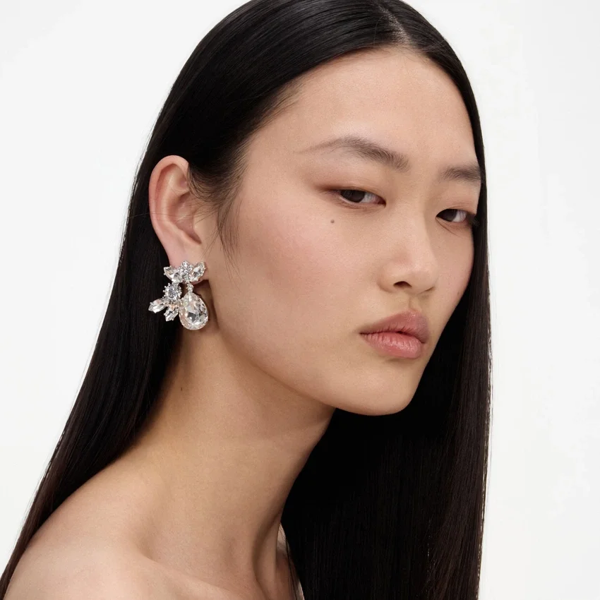 Multi Crystal Cluster Earrings Multi Crystal Cluster Earrings