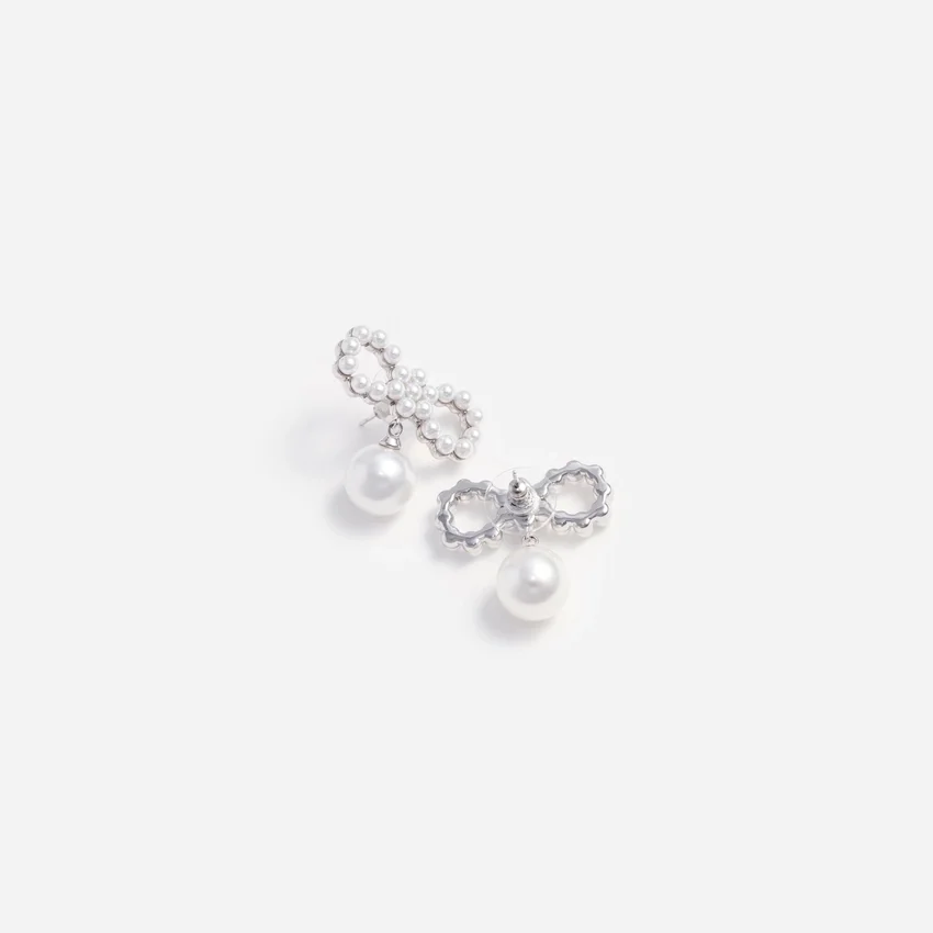 Pearl Bow Earrings Pearl Bow Earrings