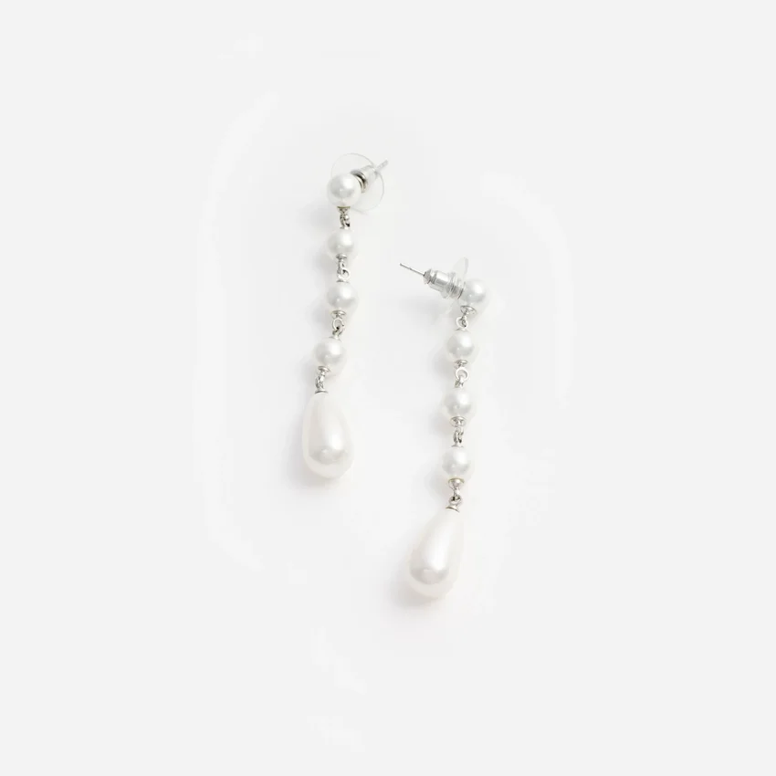 Pearl Droplet Earrings Pearl Droplet Earrings