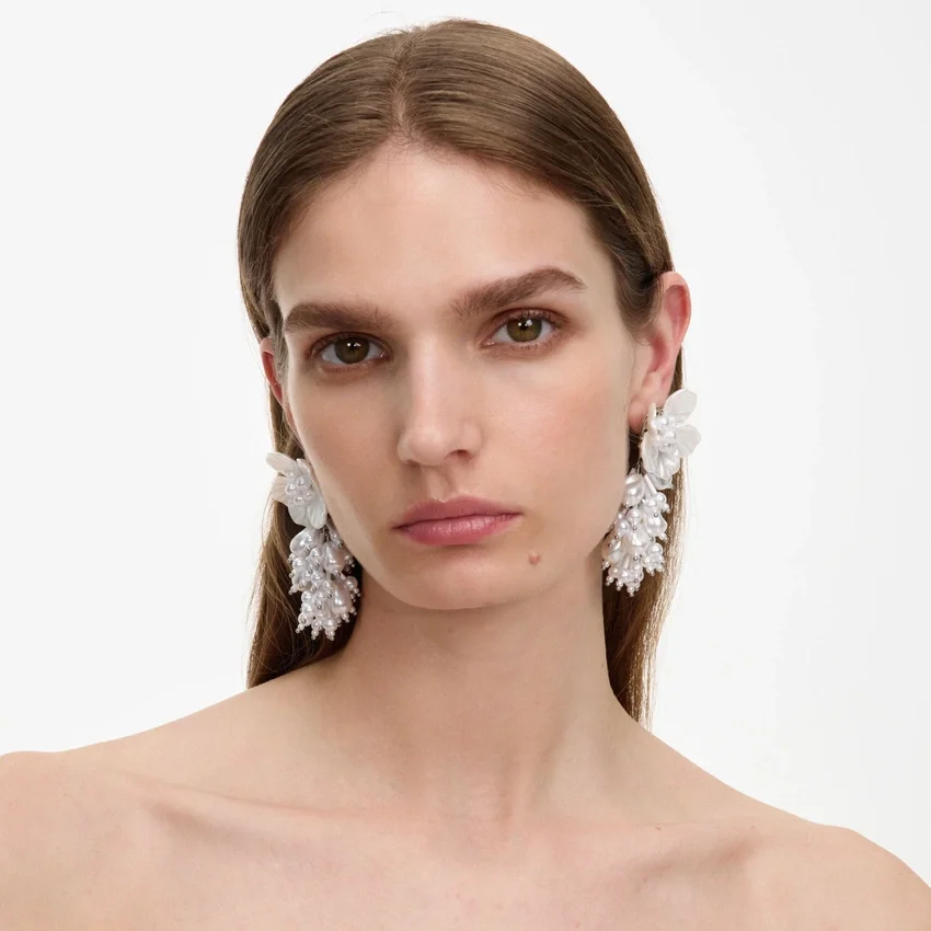 Pearl Flower Beaded Cluster Earring Pearl Flower Beaded Cluster Earring
