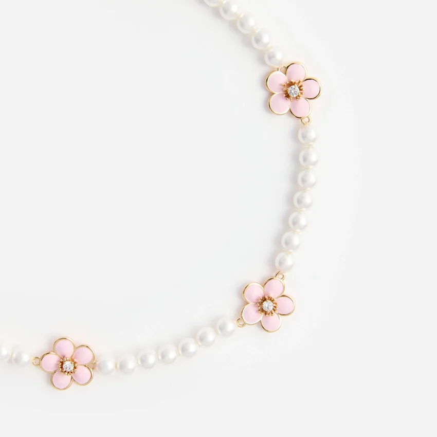 Pink Enamel Flower Pearl Choker Pink Enamel Flower Pearl Choker