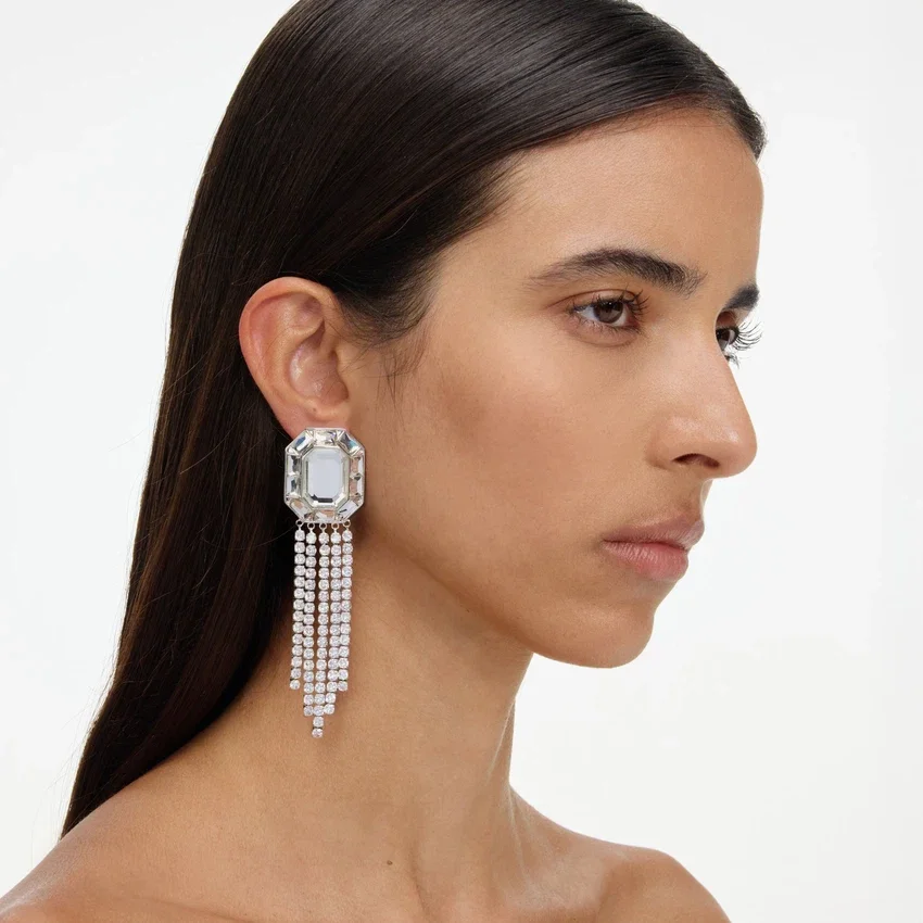 Silver Crystal Droplet Earrings Silver Crystal Droplet Earrings