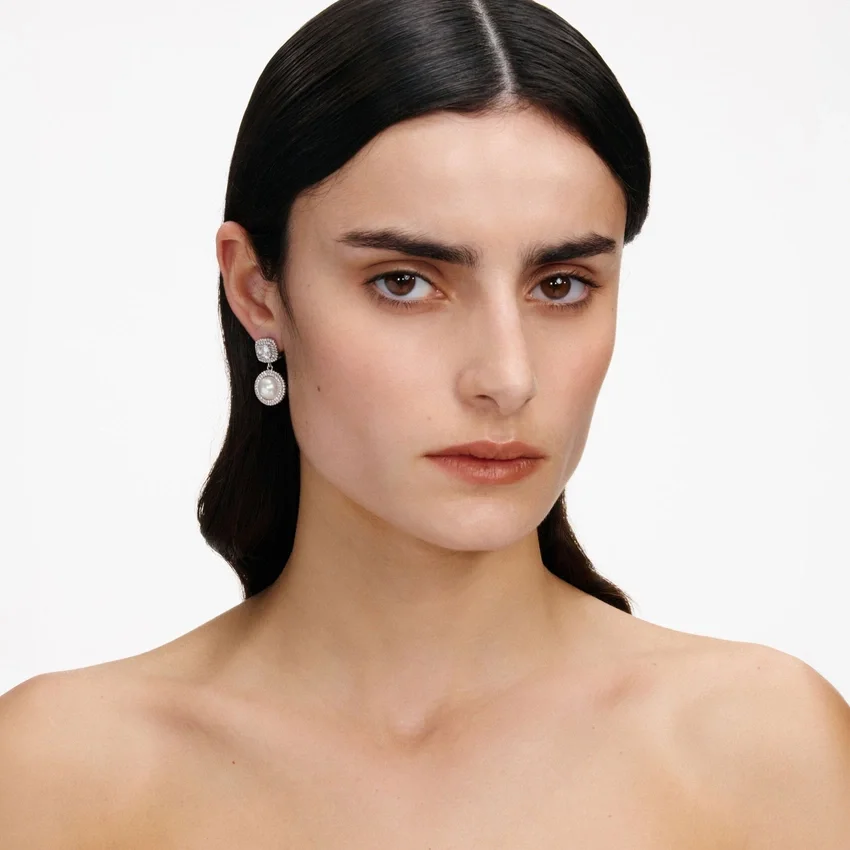 Silver Pearl Drop Earrings Silver Pearl Drop Earrings