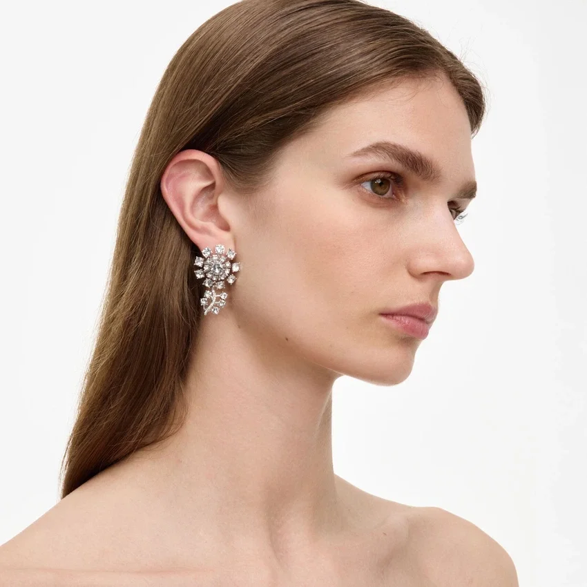 Small Silver Flower Crystal Earrings Small Silver Flower Crystal Earrings